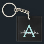 Aqua Blauwgroen Blauw Manuscript Meisjes Monogram  Sleutelhanger<br><div class="desc">Zwart en Aqua Blue Blauwgroen Eenvoudig Script Monogram Naam Sleutelhanger. Dit maakt het perfecte zoete 16-jarige verjaardagscadeau,  bruiloft,  vrijgezellenfeest,  jubileum,  baby shower of vrijgezellenfeest voor iemand die van glamoureuze luxe en chique stijlen houdt.</div>