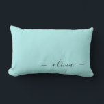 Aqua Blue Blauwgroen Girly Script Monogram Name Mo Kussen<br><div class="desc">Aqua Blue Blauwgroen Monogram Voeg je eigen naam Lumbar Pillow toe. Dit maakt de perfecte liefhebbende 16 verjaardag,  bruiloft,  vrijgezellenfeest,  verjaardagsdag,  baby shower of vrijgezellenfeest voor iemand die van luxe glam en stijl houdt.</div>
