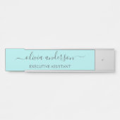 Aqua Blue Blauwgroen modern script meisjesmonogram Deurbordje (Voorkant)