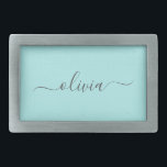 Aqua Blue Blauwgroen modern script meisjesmonogram Gesp<br><div class="desc">Aqua Blue Blauwgroen Simple Script Monogram Name Belt Buckle. Dit maakt het perfecte afstuderen,  zoete 16 16,  18,  21,  30,  40,  50,  60,  70,  80,  90,  100 jaar,  bruiloft,  vrijgezellenfeest,  verjaardagsfeest,  baby shower of bachelorette cadeau voor iemand die van glam luxe en stijlvolle stijl houdt.</div>