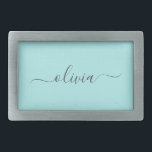 Aqua Blue Blauwgroen modern script meisjesmonogram Gesp<br><div class="desc">Aqua Blue Blauwgroen Simple Script Monogram Name Belt Buckle. Dit maakt het perfecte afstuderen,  zoete 16 16,  18,  21,  30,  40,  50,  60,  70,  80,  90,  100 jaar,  bruiloft,  vrijgezellenfeest,  verjaardagsfeest,  baby shower of bachelorette cadeau voor iemand die van glam luxe en stijlvolle stijl houdt.</div>