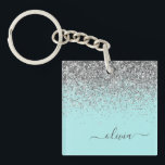 Aqua Blue Blauwgroen Silver Glitter Monogram Sleutelhanger<br><div class="desc">Aqua Blue - Blauwgroen en Silver Faux Folie Sparkle Glitter Script Monogram Name Sleutelhanger. Dit maakt de perfecte liefhebbende 16 verjaardag,  bruiloft,  vrijgezellenfeest,  verjaardagsdag,  baby shower of vrijgezellenfeest voor iemand die van luxe glam en stijl houdt.</div>