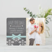Aqua Blue Chalkboard Lace & Bow Save the Date Card (Staand voorkant)