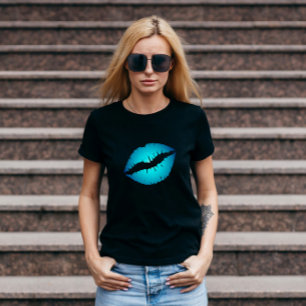 Aqua Blue Ombre Lipstick Kus T-shirt