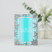 Aqua Blue & Silver Winter Sneeuwvlokken Save the D Aankondigingskaart (Staand voorkant)