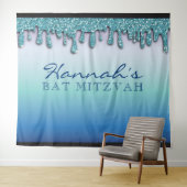 Aqua Blue Sparkle Drippy Drip Bat Mitzvah Achtergr Wandkleed (In Situ (horizontaal))