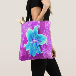 Aqua Blue Stargazer Lily op Paars Tote Bag