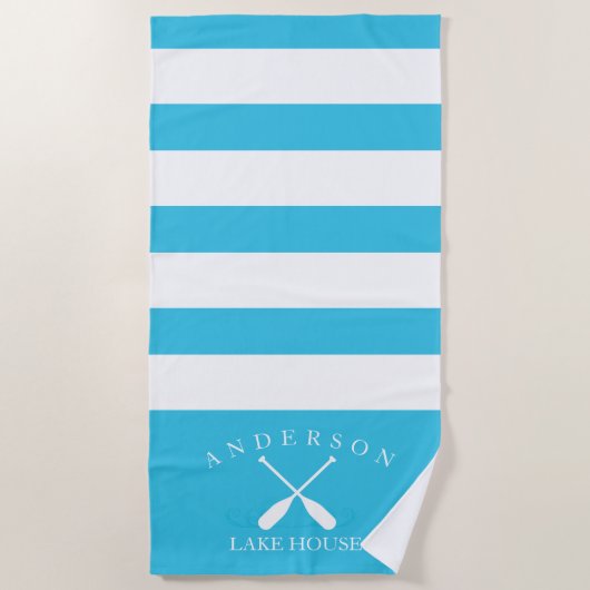 Aqua Blue Stripe Personalized Lake House Strandlaken (Voorkant)