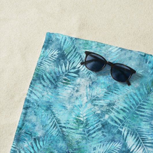 Aqua Blue Tropical Leaves Strandlaken (In situ)