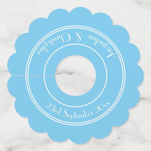 Aqua Blue Trouw Chic Witte Script Namen Datum Wijnglaslabel (Voorkant)