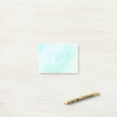Aqua blue waterverf pastel-monogram post-it® notes (Op bureau)