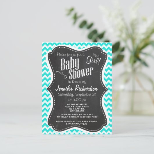 Aqua Color Chevron; Chalkboard uiterlijk Uitnodiging Briefkaart (Staand voorkant)