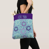 Aqua en Paars gesynchroniseerd zwemmen, gepersonal Tote Bag (Dichtbij)