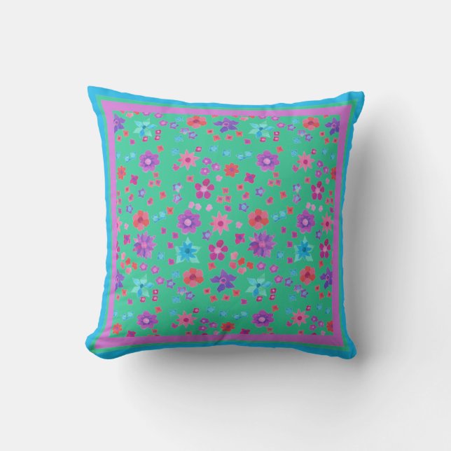 Aqua Flower-Power Sierkussen of Scatter Cushion (Voorkant)