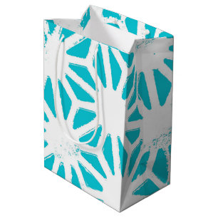 Aqua geometrisch patroon medium cadeauzakje
