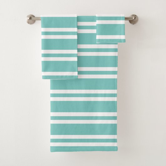 Aqua Green en White Stripes Bad Handdoek (Insitu)