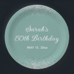 Aqua Mint Silver Diamond Glitter 50th Birthday Papieren Bordje<br><div class="desc">Creëer uw eigen elegante aqua / mint verjaardagsfeestje op maat gemaakte papieren borden met sprankelende glitter en witte kalligrafie / scripttekst. Gepersonaliseerd met de naam van de eregast en haar leeftijd. Tekst en lettertypen zijn volledig aanpasbaar op dit bord, evenals de achtergrondkleur. Dus ongeacht het thema van uw feestkleur of...</div>