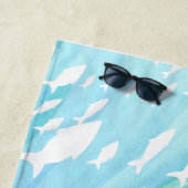 Aqua Ocean Fish Beachy Pattern Strandlaken (In situ)