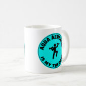 Aqua-oefening op watergebied koffiemok (Voorkant rechts)