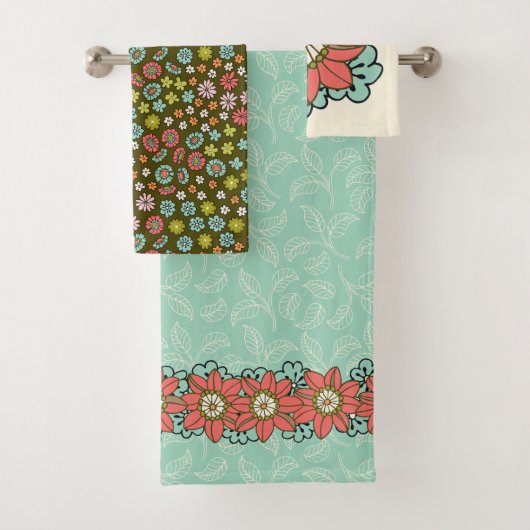 Aqua & Roze Retro Bloemen Handdoek (Insitu)