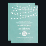 Aqua String Lights Wedding Uitnodiging<br><div class="desc">Het moderne de uitnodigingsontwerp van de de zomerbruiloft met eenvoudige elegante gloeiende koordlichten die over de bovenkant hangen en een classy mengeling van moderne en calligrafische manuscriptdoopvonten op een gedrukte faux textuurachtergrond van de waterverf. Een eenvoudig en stijlvol design, ideaal voor de zomer! Klik op de knop IT AANPASSEN om...</div>