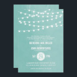Aqua String Lights Wedding Uitnodiging<br><div class="desc">Het moderne de uitnodigingsontwerp van de de zomerbruiloft met eenvoudige elegante gloeiende koordlichten die over de bovenkant hangen en een classy mengeling van moderne en calligrafische manuscriptdoopvonten op een gedrukte faux textuurachtergrond van de waterverf. Een eenvoudig en stijlvol design, ideaal voor de zomer! Klik op de knop IT AANPASSEN om...</div>