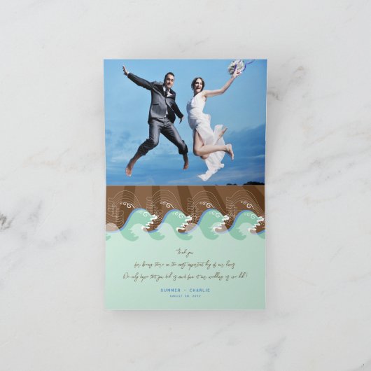Aqua Summer Waves en Brown Sun Beach Wedding Bedankkaart (Binnen)