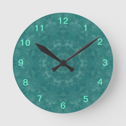 Aqua Swirls Kaleidoscope Wall Clock Ronde Klok (Voorkant)
