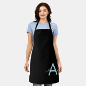 Aqua Teal Blauwe Script Meisjesachtige Monogram Na Schort (Gedragen)