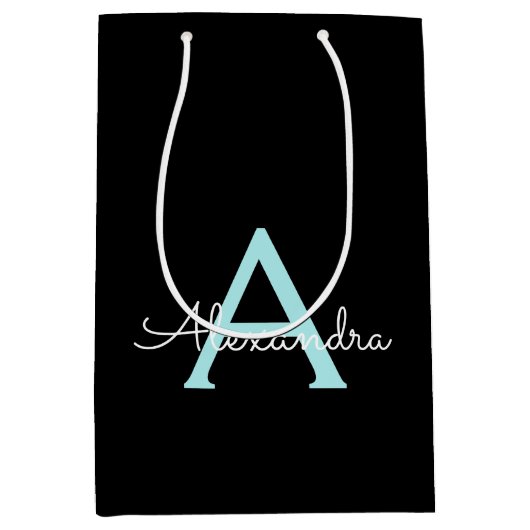 Aqua Teal Blauwe Script Meisjesnaam Monogram Medium Cadeauzakje (Voorkant)