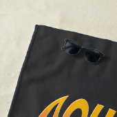 Aquaman en Trident Rising Surf Graphic Strandlaken (In situ)