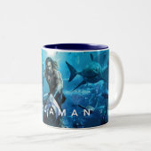 Aquaman | Prince Orin with Aquatic Animals Tweekleurige Koffiemok (Voorkant rechts)