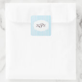 Aquamarijn babyblauwe gestreepte monogram sticker (Tas)