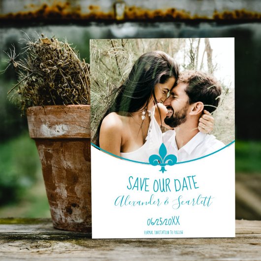 Aquamarine Fleur de Lis Photo Save Date Aankondiging