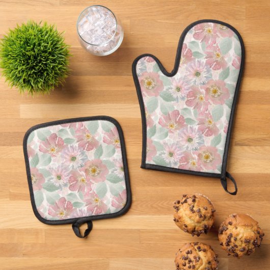 Aquarel delicate bloemen.  ovenwant & pannenlap set (Top down)