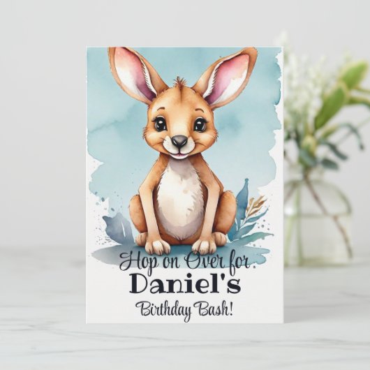 Aquarel Kangoeroe Verjaardagsfeest Uitnodiging (Staand voorkant)