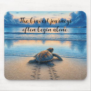 Aquarel Kustkrab op Zandstrand met citaat Muismat