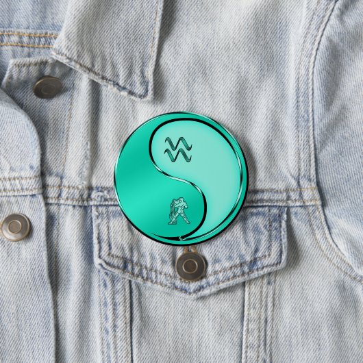 Aquarius de waterdrager ronde button 7,6 cm (In situ)