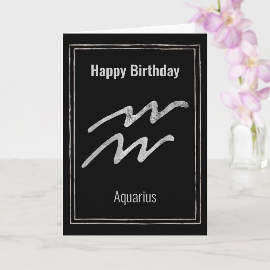 Aquarius Happy Birthday Silver Zodiac-sterbord Kaart (Orchidee)
