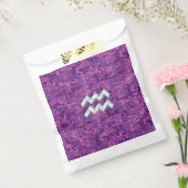 Aquarius Sign. over fuchsia roze digitale camo Bedankzakje (Gezegeld)