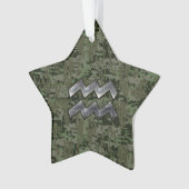Aquarius Zodiac Sign on olive green digital camo Ornament (voorkant)