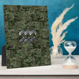 Aquarius Zodiac Sign on Woodland Digital Camo Fotoplaat