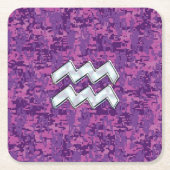 Aquarius Zodiac Symbool on fuchsia digital camo Kartonnen Onderzetters (Voorkant)
