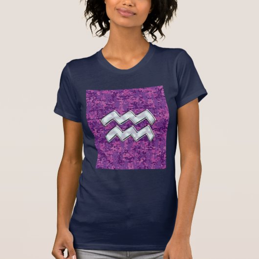 Aquarius Zodiac-symbool op roze digitale camouflag T-shirt (Voorkant)