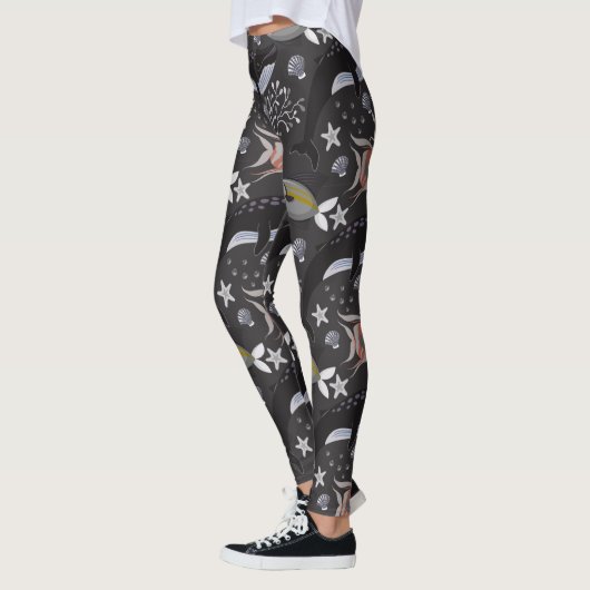 Aquatic animals pattern | ocean underwater life 20 leggings (Links)