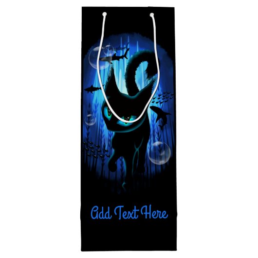 Aquaticat - Surreal Cat in Deep Ocean Fantasy Wijn Cadeautas (Achterkant)