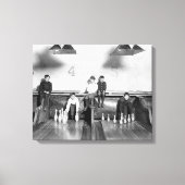 Arcade Bowling Alley, 1909 Canvas Afdruk (Voorkant)