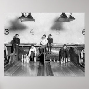 Arcade Bowling Alley, 1909. Oude foto Poster