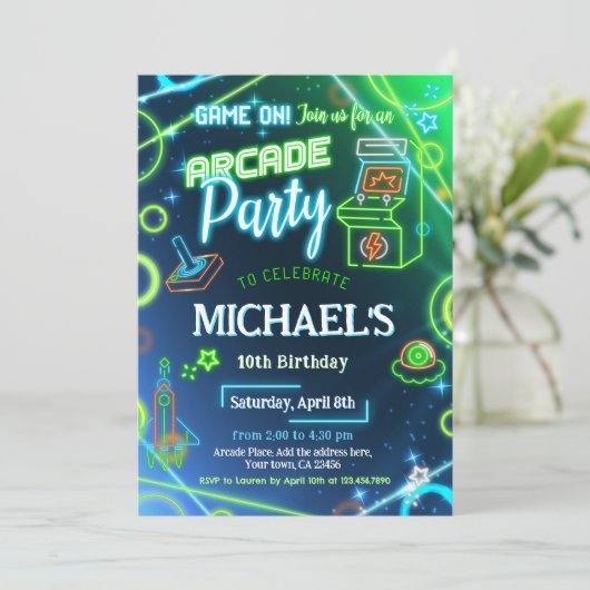 Arcade Neon Glow verjaardagsfeestje Kaart (Staand voorkant)