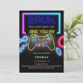 Arcade video games neon laser jongen verjaardag kaart (Staand voorkant)